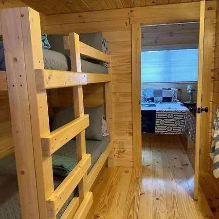 Get-Away Cabin In Surf City W Loft And Parking Exterior photo