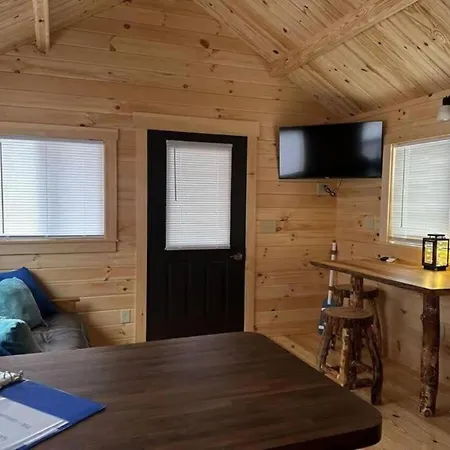 Get-Away Cabin In Surf City W Loft And Parking Exterior photo